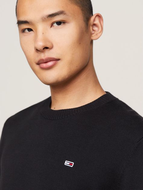 Sweater Essential Slim Fit Con Parche Negro Tommy Jeans-3
