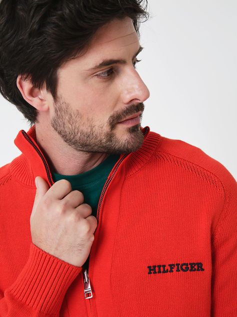Sweater Monotipocon Cierre Rojo Tommy Hilfiger-3