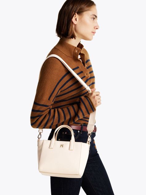 Mini Tote Th Soft Logo Beige Tommy Hilfiger-1