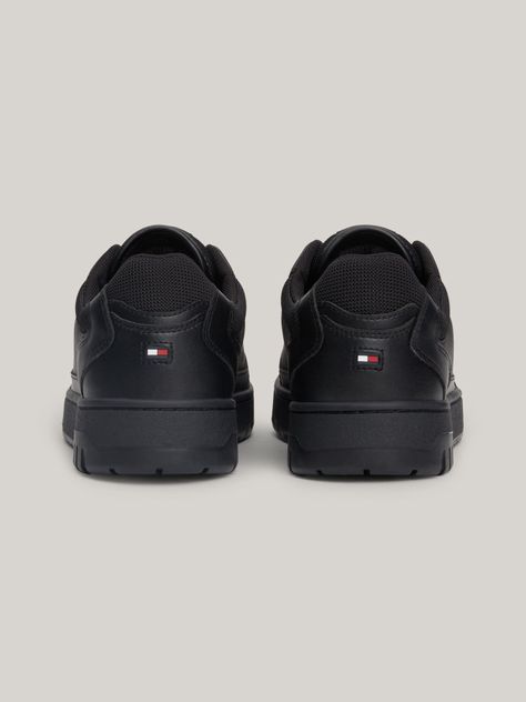 Zapatillas Essential De Cuero Negro Tommy Hilfiger-1