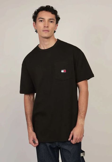 Polera Corte Regular Con Bolsillo Negro Tommy Hilfiger-0