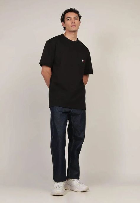 Polera Corte Regular Con Bolsillo Negro Tommy Hilfiger-1