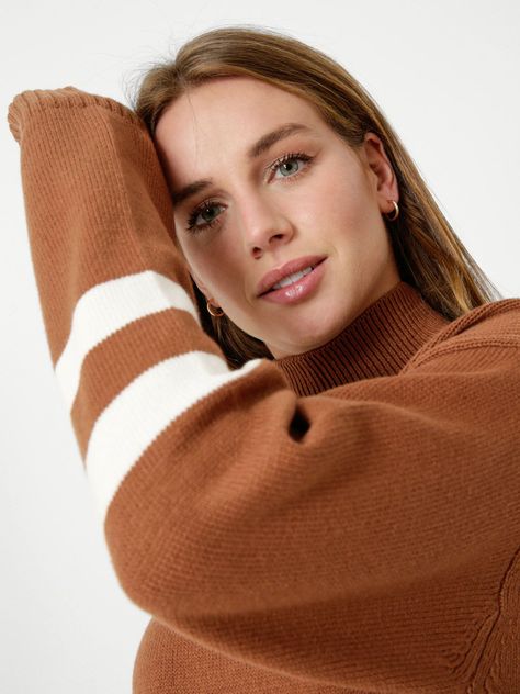 Sweater Cuello Alto Con Logo Café Tommy Hilfiger-3