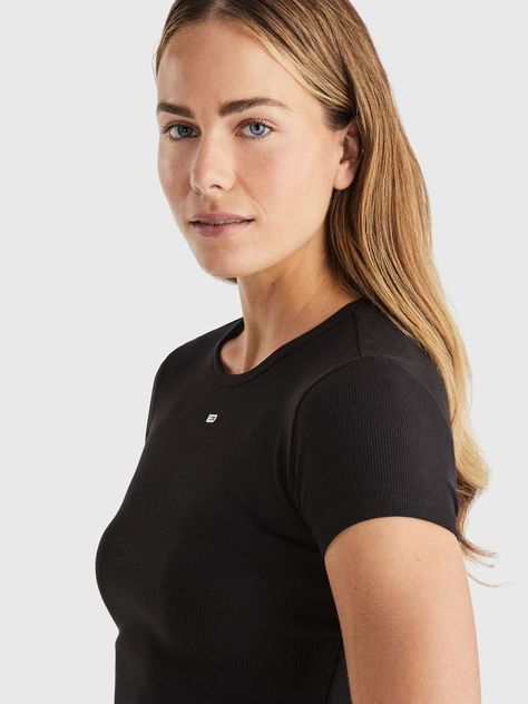Polera Essential Con Logo Negro Tommy Jeans-3