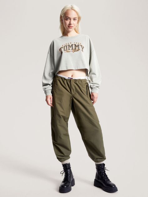 Polerón College Cropped Gris Tommy Jeans-1