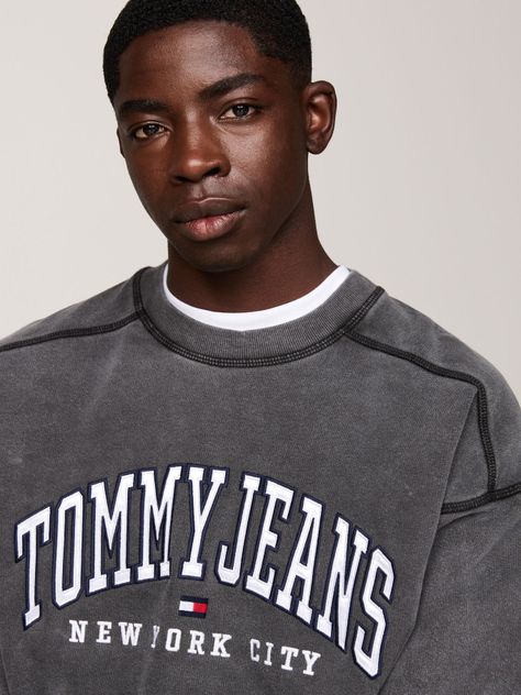 Polerón Relaxed Varsity Lavado Gris Tommy Hilfiger-3