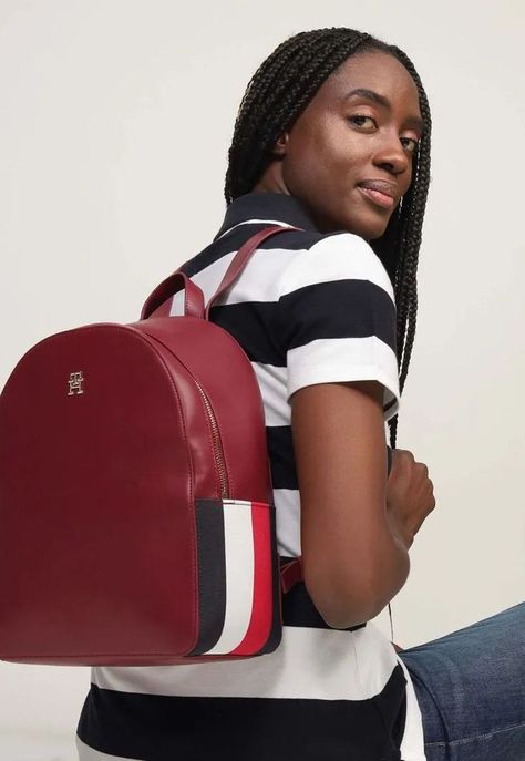 Mochila Im Latam Corporate Rojo Tommy Hilfiger-1