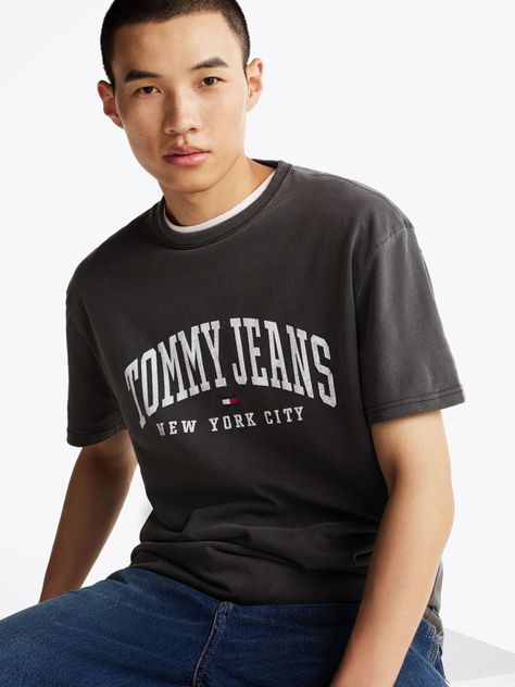 Polera Arc Varsit Logo Regular Fit Negro Tommy Hilfiger-3
