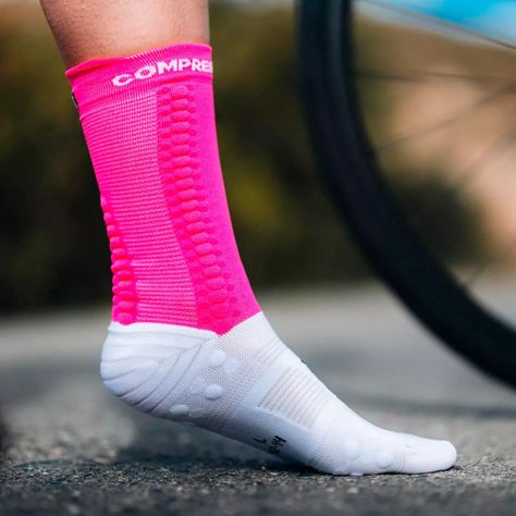Calcetín Pro Racing Socks v4.0 Bike Rosado Compressport-3