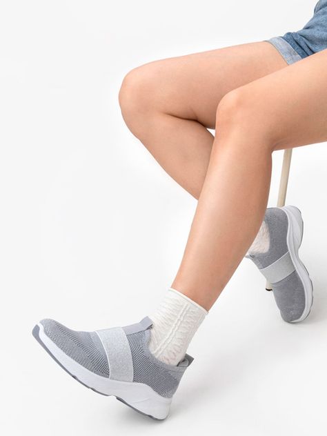 Zapatilla Sayumi Gris Weide-1