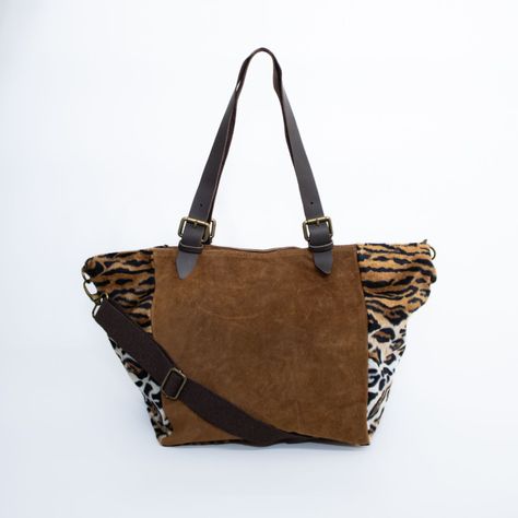 Cartera de reno con flecos y detalles leo color Tostado-0