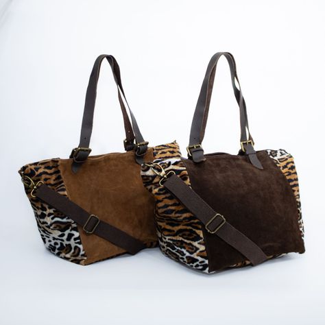 Cartera de reno con flecos y detalles leo color Tostado-3