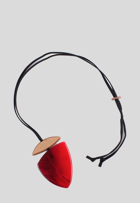 Collar Acrilico Triangular Rojo-1