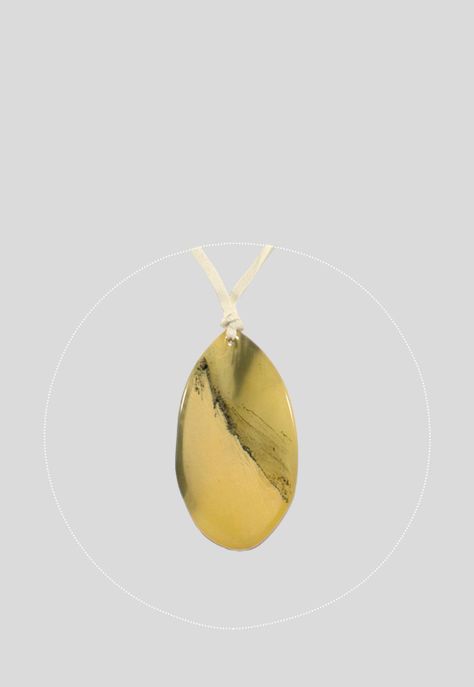 Collar Acrilico Gota Beige-2