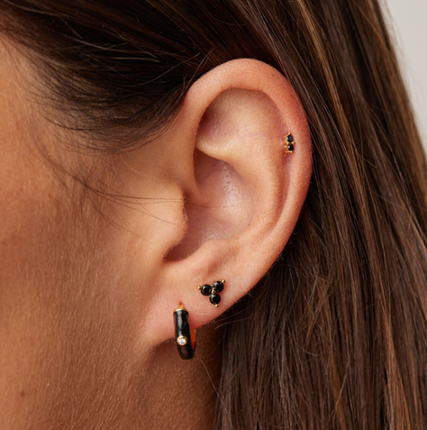 AROS OLIVIA BLACK BAÑADOS EN ORO-1