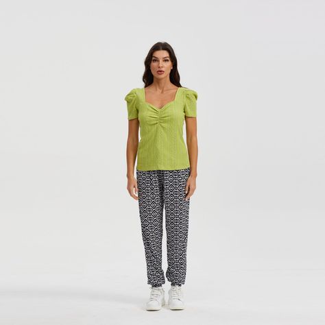 Polera Mujer Escote Corazón Verde Pistacho-3