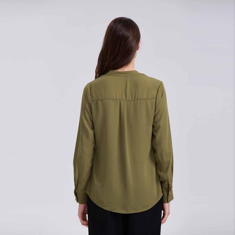 Blusa Mujer Crep Con Botón Verde Musgo-2
