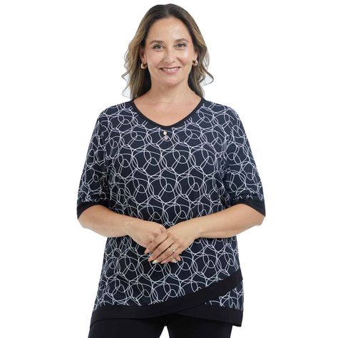 Polera Mujer Estampada Cruce Negro-0
