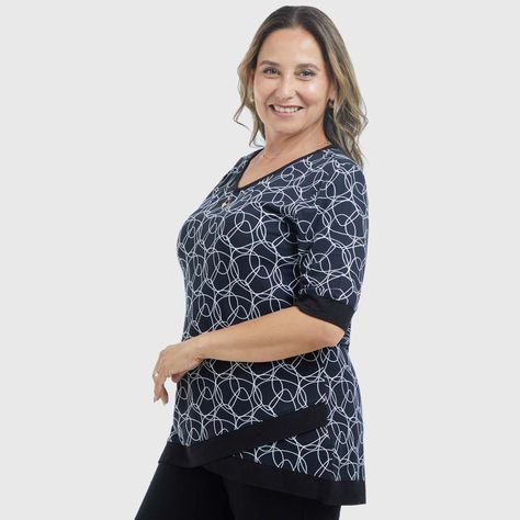 Polera Mujer Estampada Cruce Negro-1