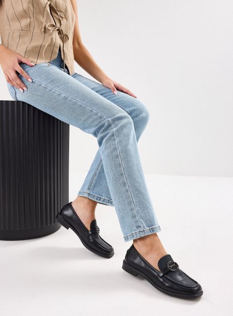Mocasín Efecto Cuero con Hebilla Mujer-0