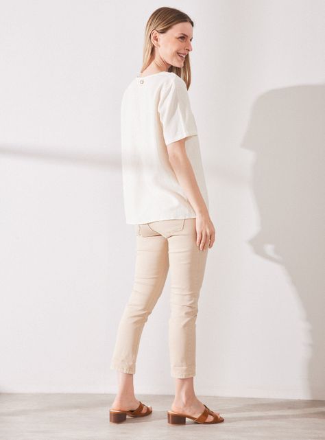 Blusa de Lino Bordada-5
