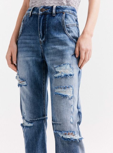 Jeans Carrot con Roturas-2