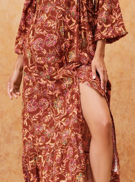Vestido Estampado con Aplicación en Escote-5