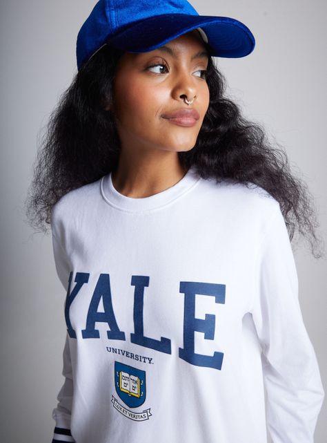 Polerón con Escudo Estilo Preppy Yale Manga Larga-2
