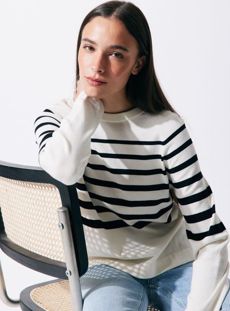 Sweater Rayado con Abertura al Costado-2