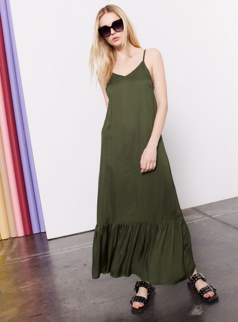 Vestido Largo Satinado con Basta Vuelo-4