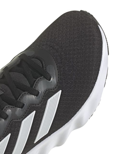 Zapatilla Running U Black Switch Move Unisex-2