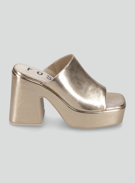 Sandalia de Taco Alto Slip On Textura Croco Mujer-1