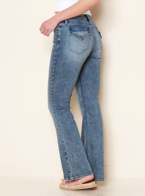 Jeans Semi Flare Pretina con Tapitas en Bolsillos Trasero-1