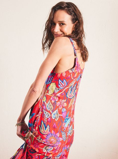 Vestido Estampado con Volumen en Ruedo-2