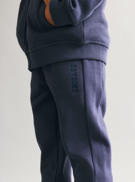 Pantalón Fleece Bordado-1