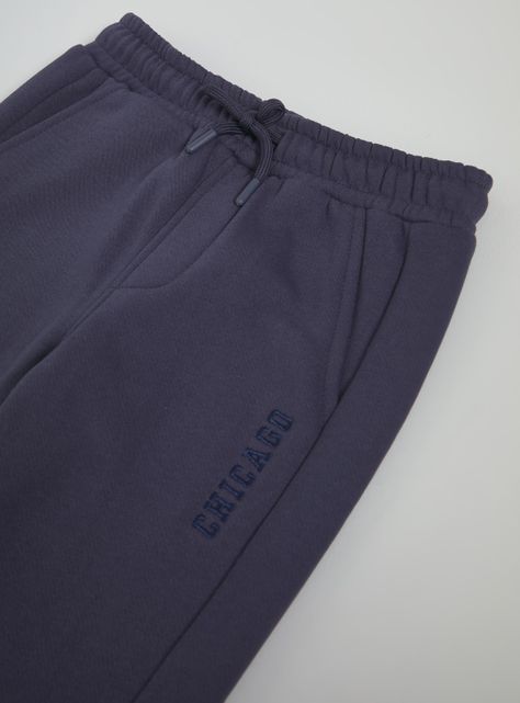 Pantalón Fleece Bordado-4