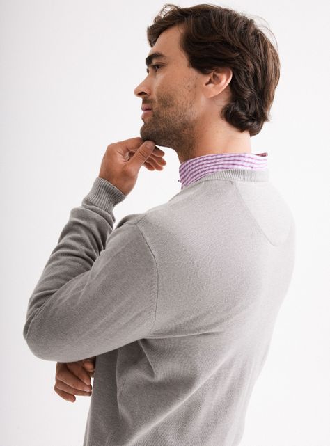 Sweater Bassic Cuello V-3