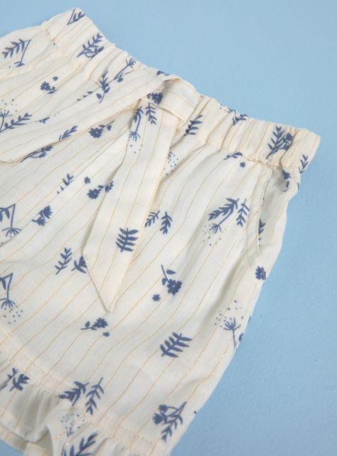 Short Estampado con Lurex y Vuelitos-4