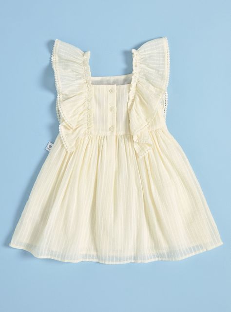 Vestido con Vuelos y Bordados-3