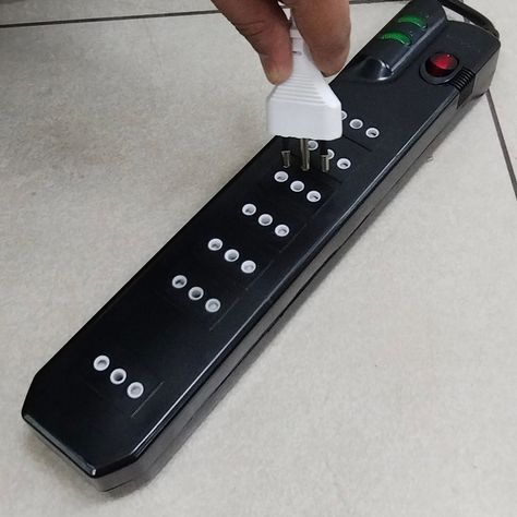 Alargador Protector De Voltaje Certificado 3 Metros MLAB - 9305-5