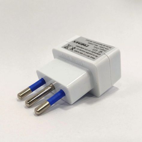 Adaptador 10/16A 2200W Con Protección Blanco Rema-1
