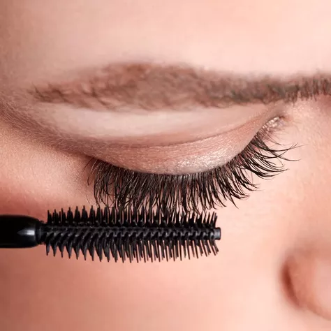 Máscara de pestañas magnetic lash studio look -5