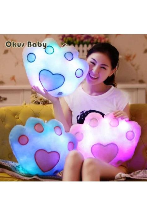 Almohada Luminosa de Felpa con Forma de Huella-2