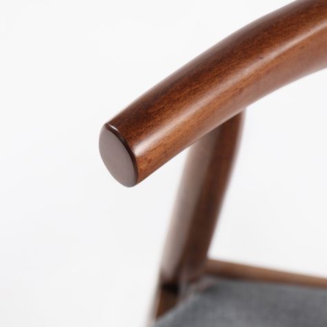 Silla de Madera y Pu Lexter-5
