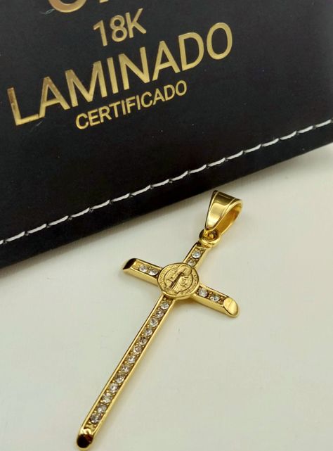 Cruz de Protección San Benito de Oro Laminado con Brillantes -4