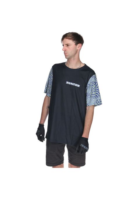 Polera Manga Corta Mtb Half Printed Negro Hombre-1