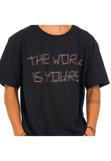 Polera M/C Unisex The World Negro -4