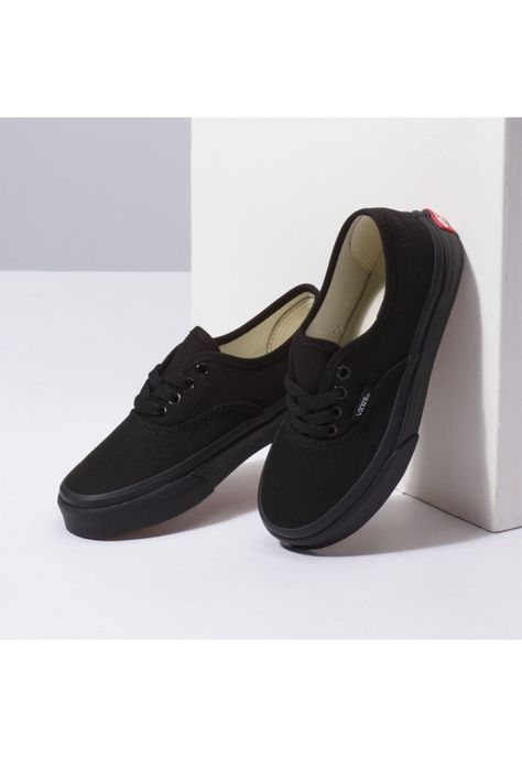 Zapatilla Niño Uy Authentic Blk/Blk-3