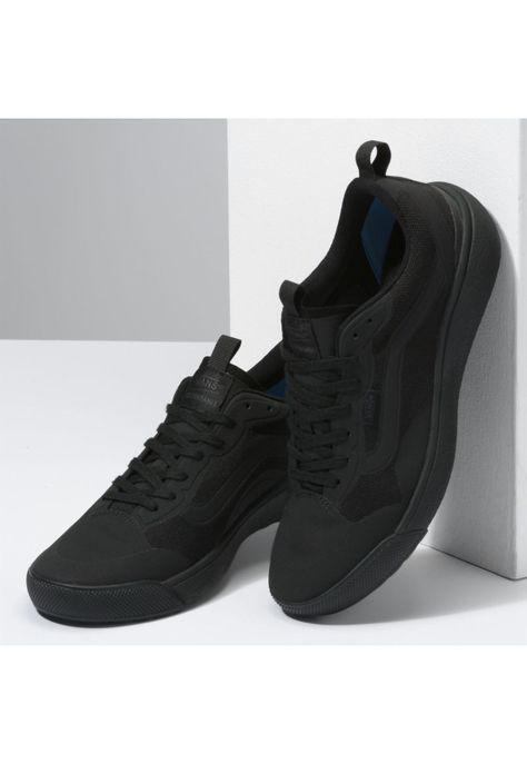 Zapatilla Unisex Ultrarange Exo Black/Black/Black-3