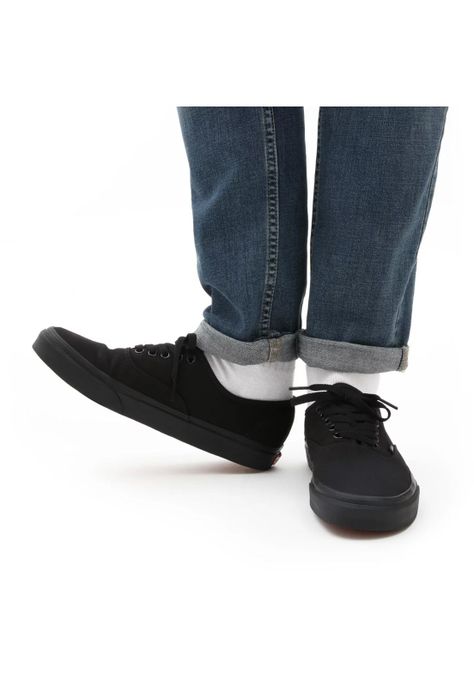 Zapatillas Unisex UA Authentic Negra-6
